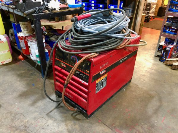 815amp Lincoln Electric Idealarc DC 655 Air Arc Gouging Welding Machine for hire - Image 4