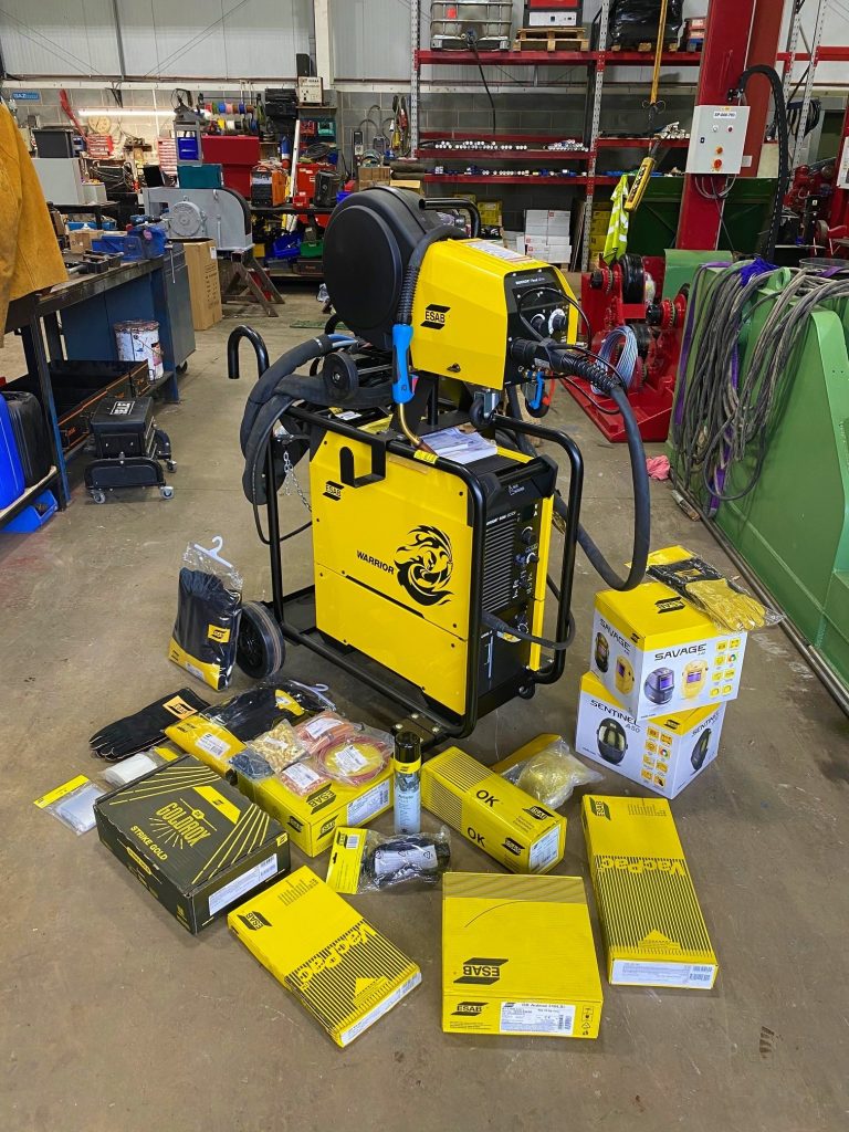500amp ESAB Warrior 500 with Warrior Feed 304 water cooled MIG welder