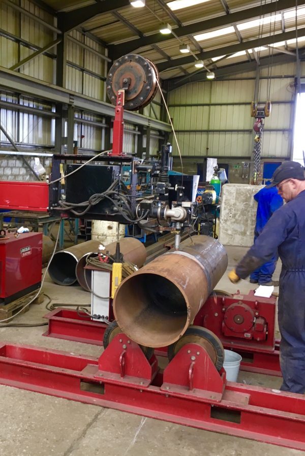 Spectrum hire plant 10 tonne SWL welding rotators being used with column and boom submerged arc welder-1