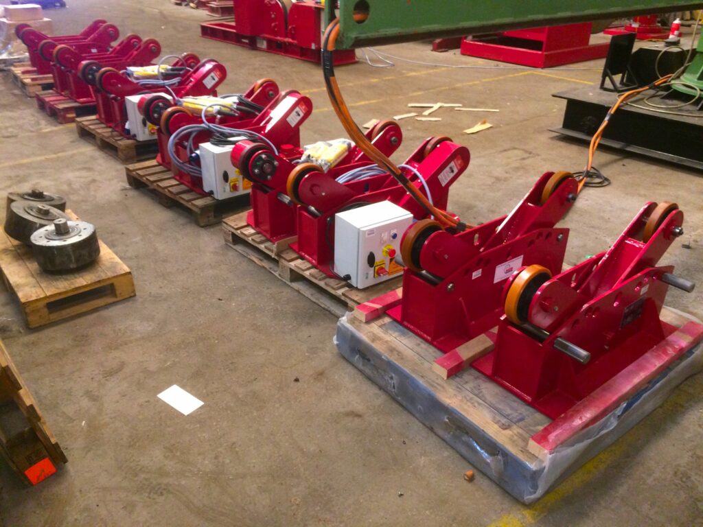 2 tonne scissor pipe rotator for hire - Welding Equipment