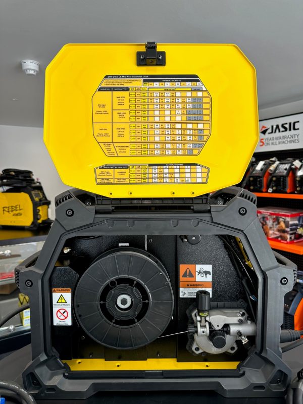 ESAB Rebel™ 320ic Air Cooled MIG welder package for hire - Image 2