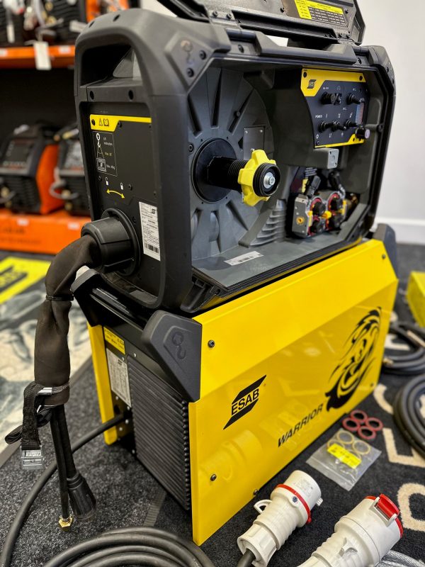 ESAB Warrior 500 air cooled MIG welder for hire - Image 4