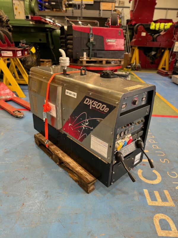 500amp Lincoln Electric Vantage diesel welder generator for hire - Image 2