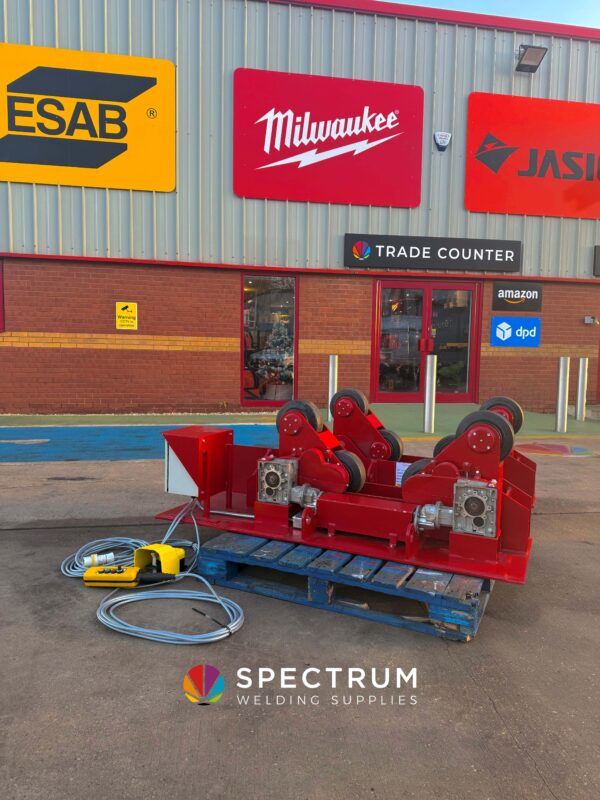 5 Tonne self-aligning pipe welding rotators for hire - Image 3