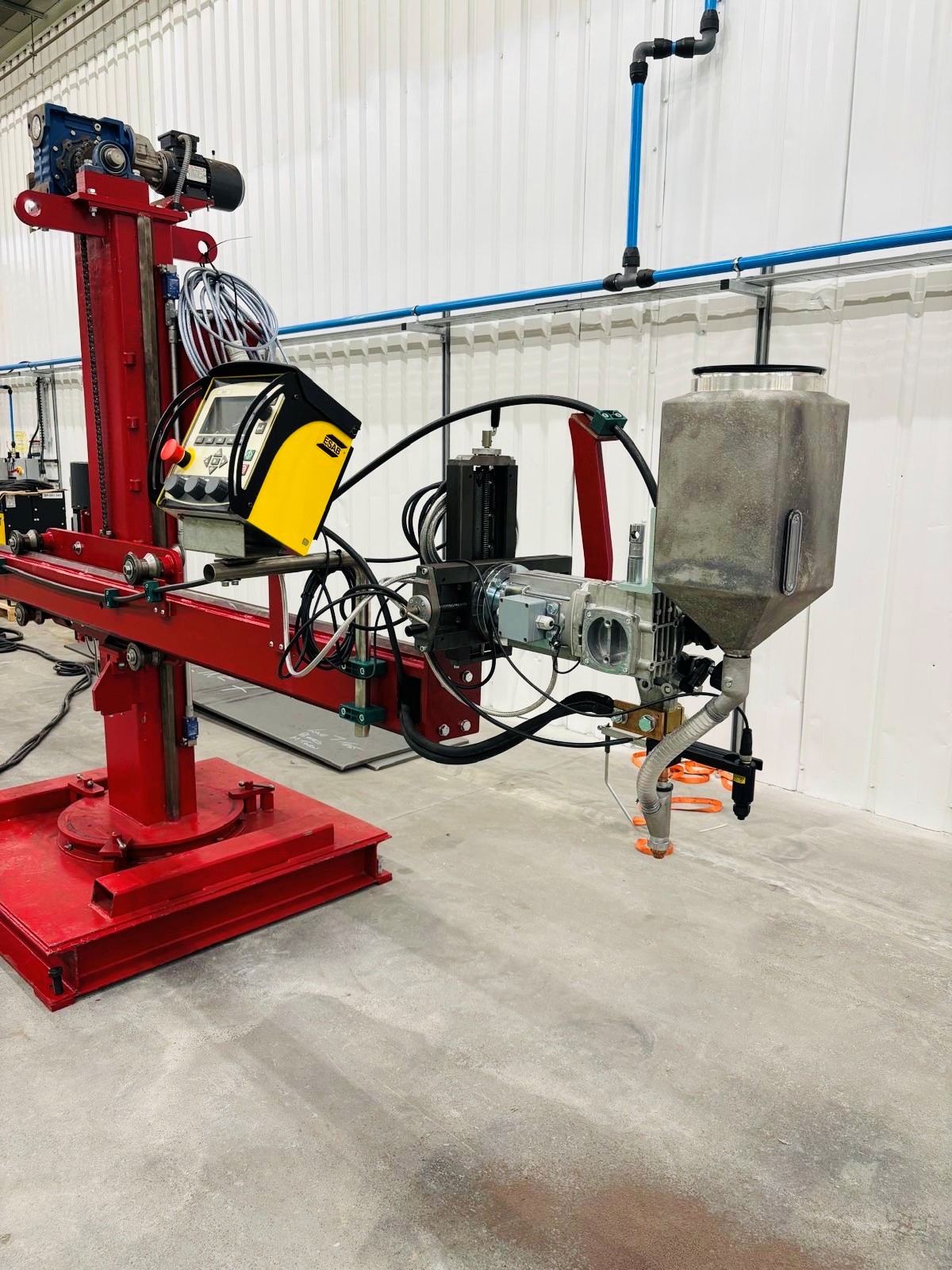 1.8 x 1.8 column and boom welding manipulator for hire - Image 2