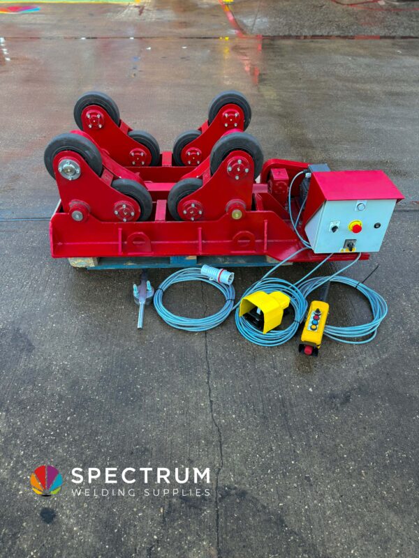 3 Tonne self-aligning pipe welding rotators for hire - Image 2