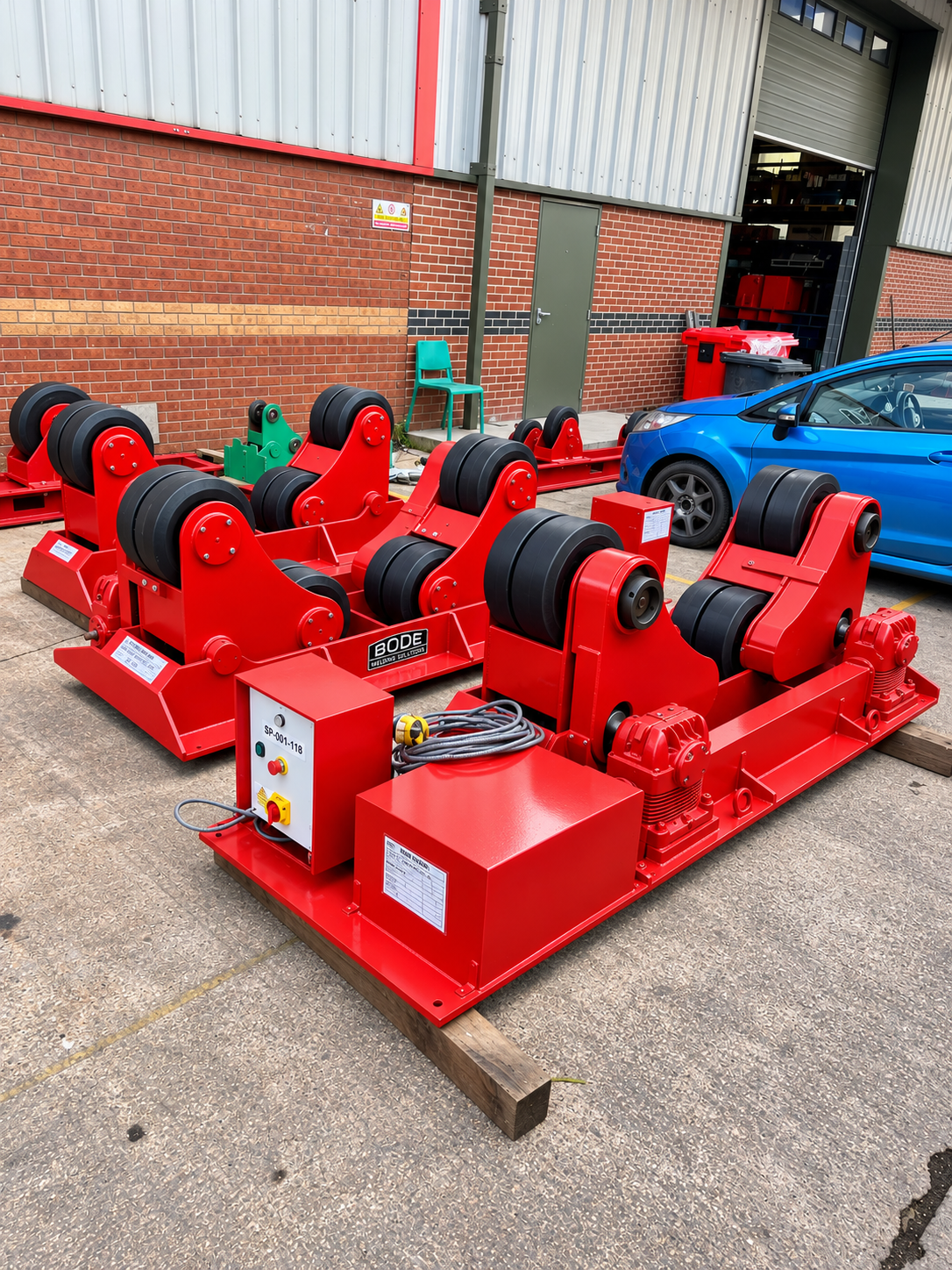 20 tonne self aligning welding rotators for hire - Image 3