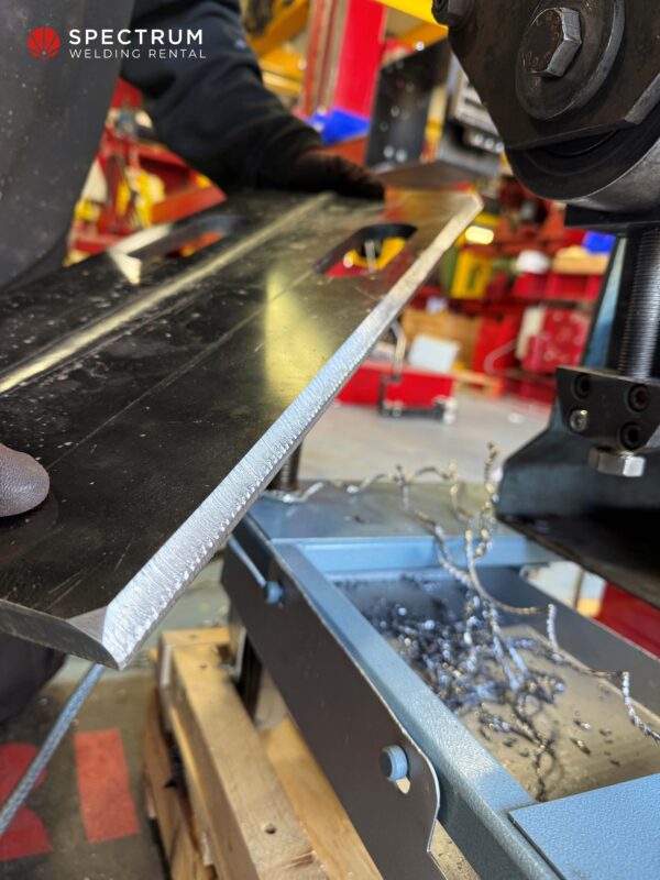 Gullco KBM-18 plate beveller for hire - Image 2