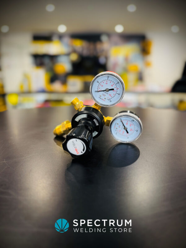 Argon Co2 regulator 35 lpm single stage 2 gauge