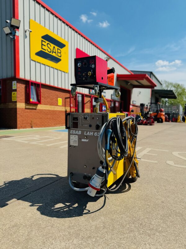Used ESAB LAH 630 air cooled MIG welder for sale - Image 2