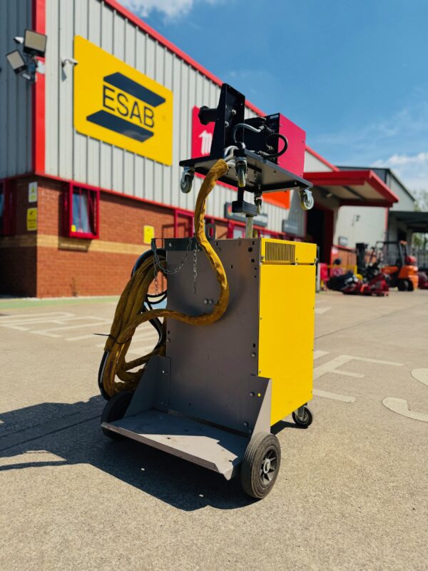 Used ESAB LAH 630 air cooled MIG welder for sale - Image 3