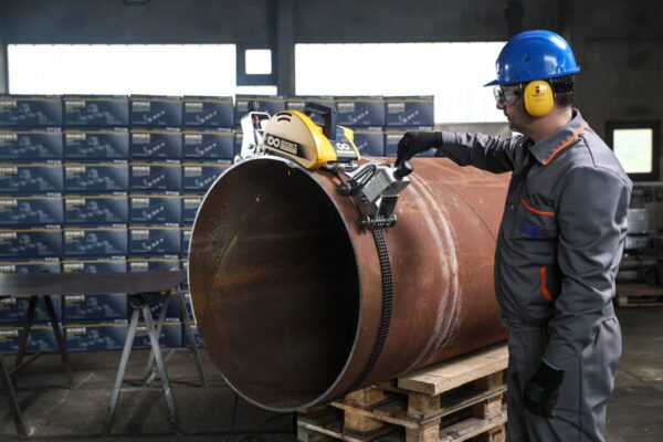 EXACT Infinity Pipe Cutter for hire - Image 2