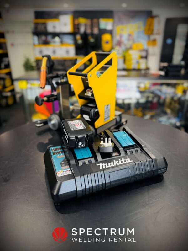ESAB Miggytrac B5001 for hire - Image 3