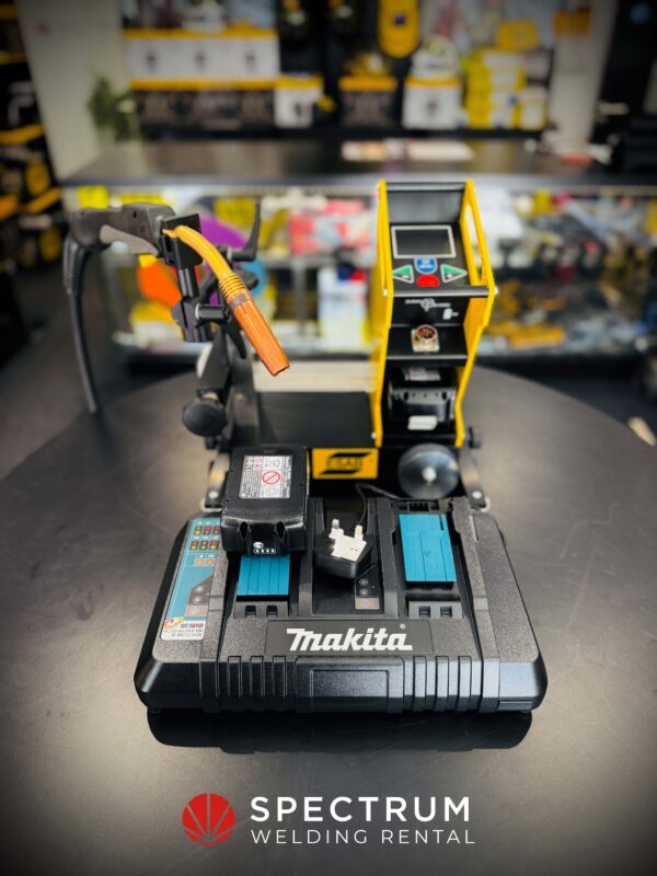ESAB Miggytrac B5001 for hire - Image 4