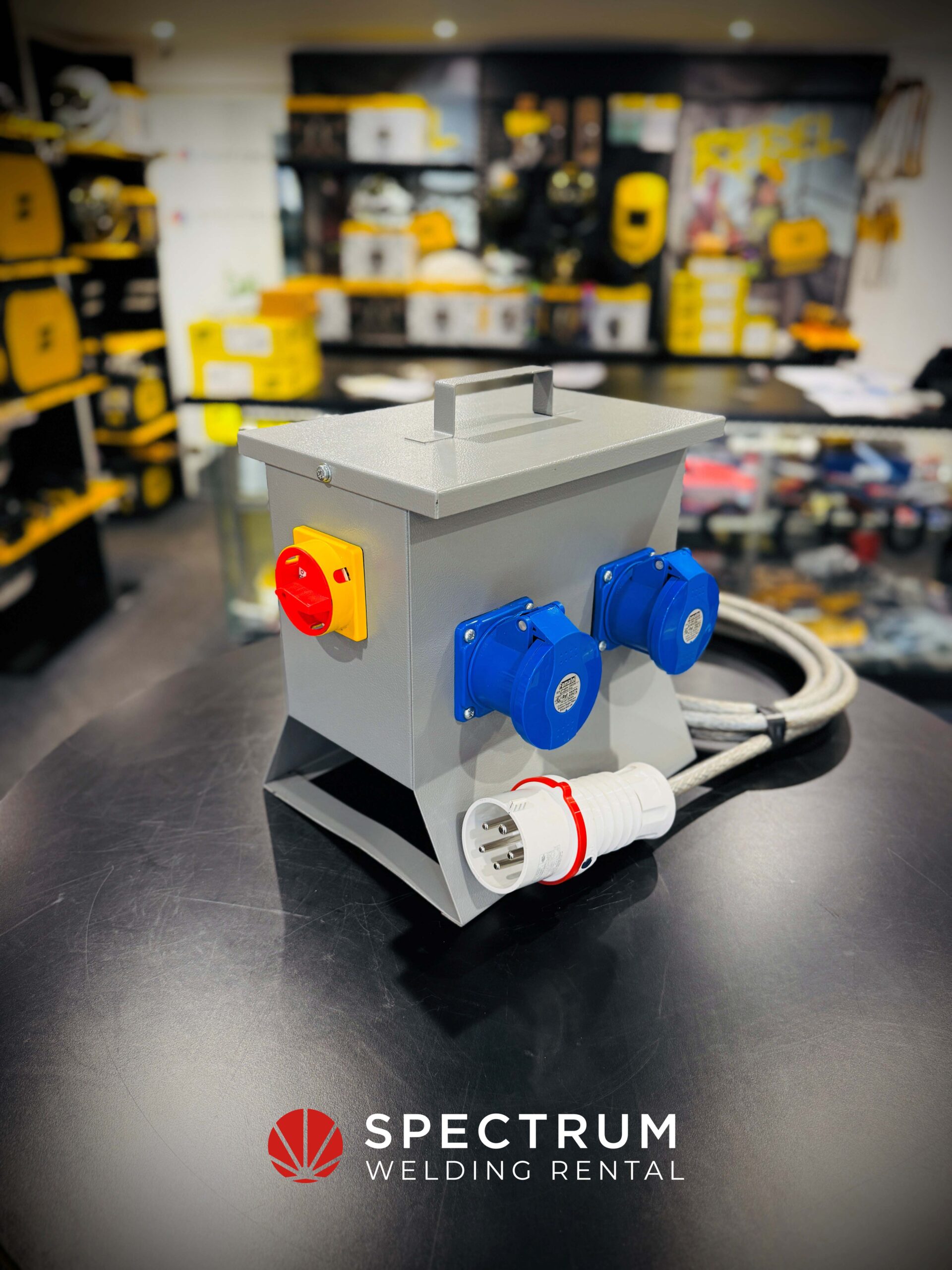 415V to 240V splitter box for hire