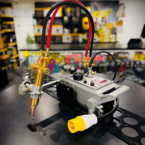 Oxy fuel straight line cutter and track for hire