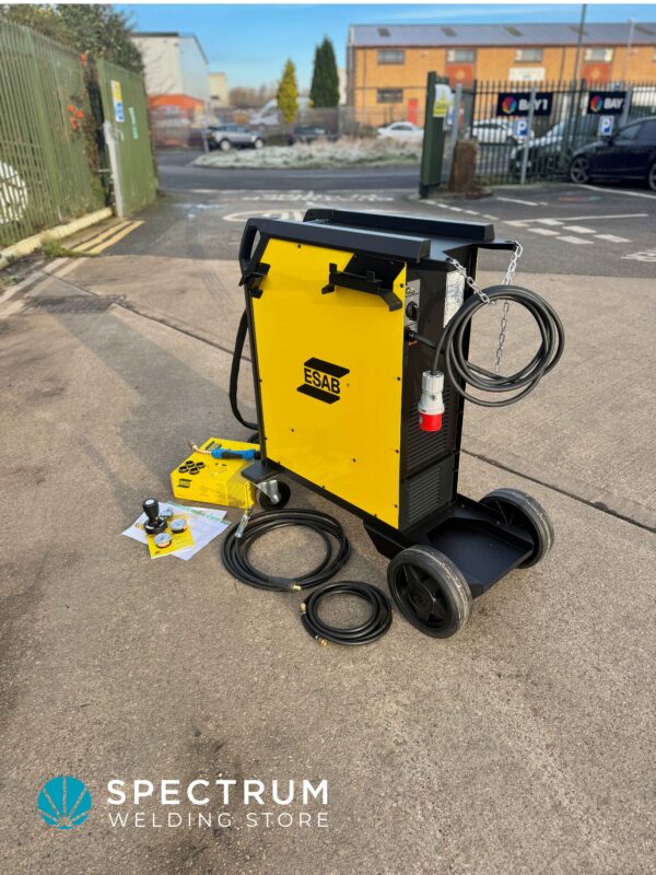 ESAB Rustler EM 350Cw Pro Pulse Synergic Water Cooled - Welding Equipment